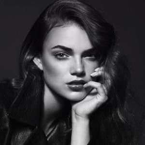 Meet your Posher, Carlee